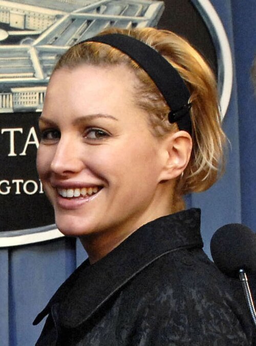 Portrait de Alice Evans