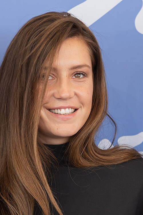 Portrait de Adèle Exarchopoulos
