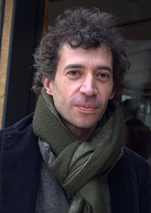 Portrait de Éric Elmosnino