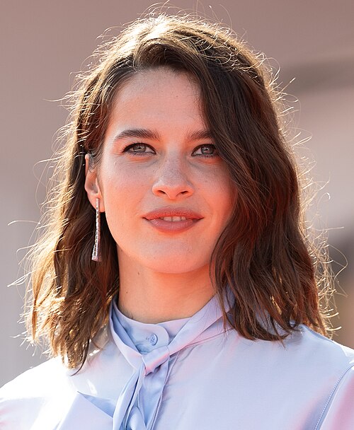 Portrait de Rebecca Marder