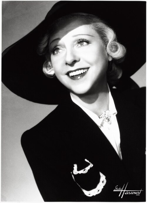 Portrait de Yvonne Printemps