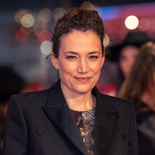 Portrait de Coralie Fargeat